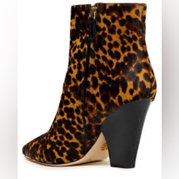 Tory Burch Authentic Lila 90MM Ankle Bootie Calf Hair Barbados Leopard Size 6M - Picture 15 of 15